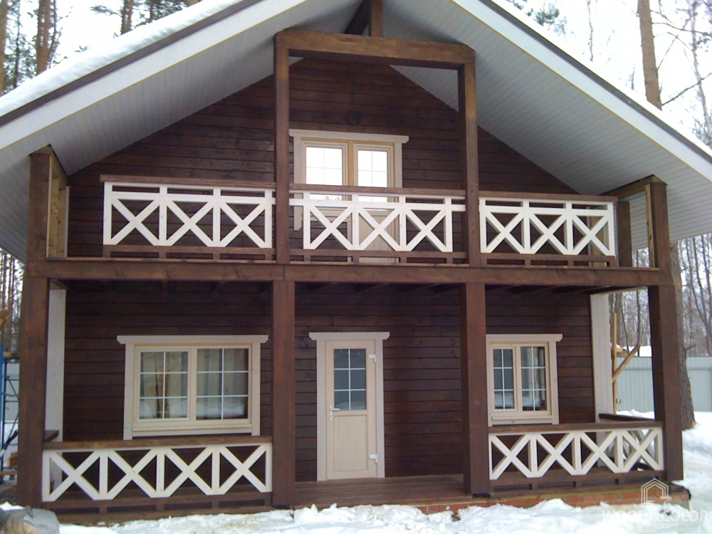 Примеры покраски деревянных домов в разные цвета